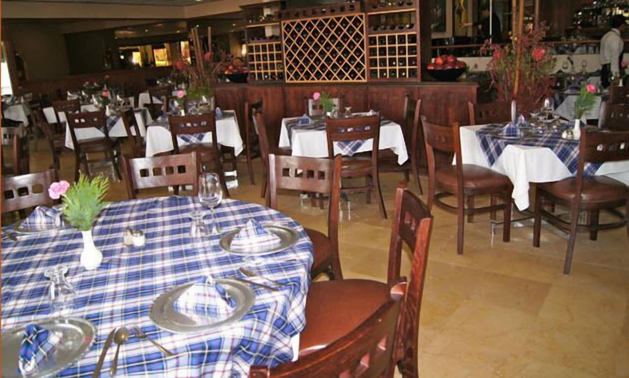 Restaurant Suites Colibrí