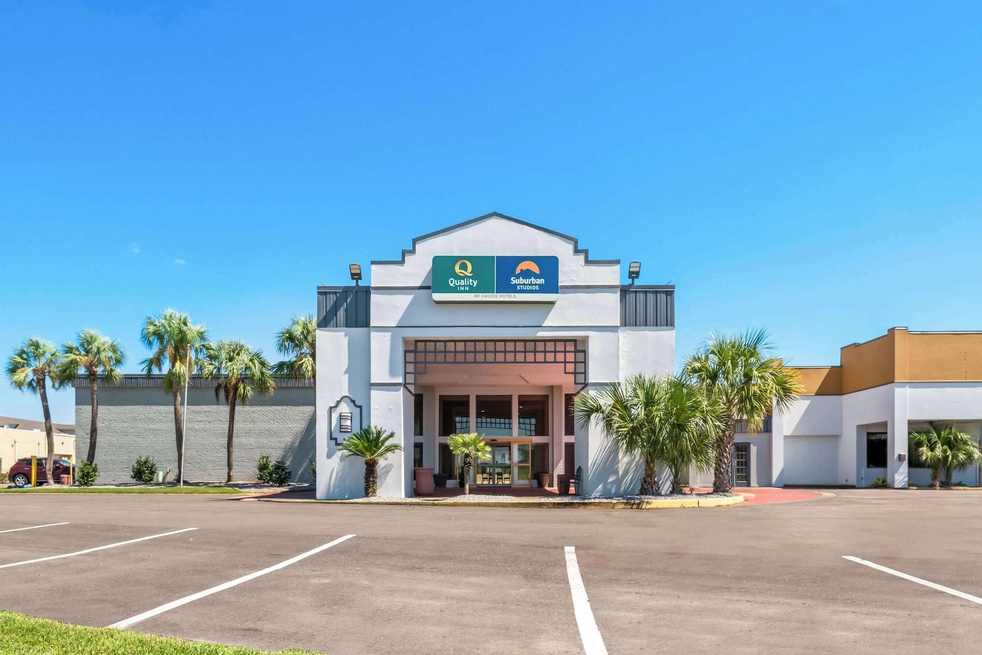 Vista Exterior Suburban Studios Slidell I-10