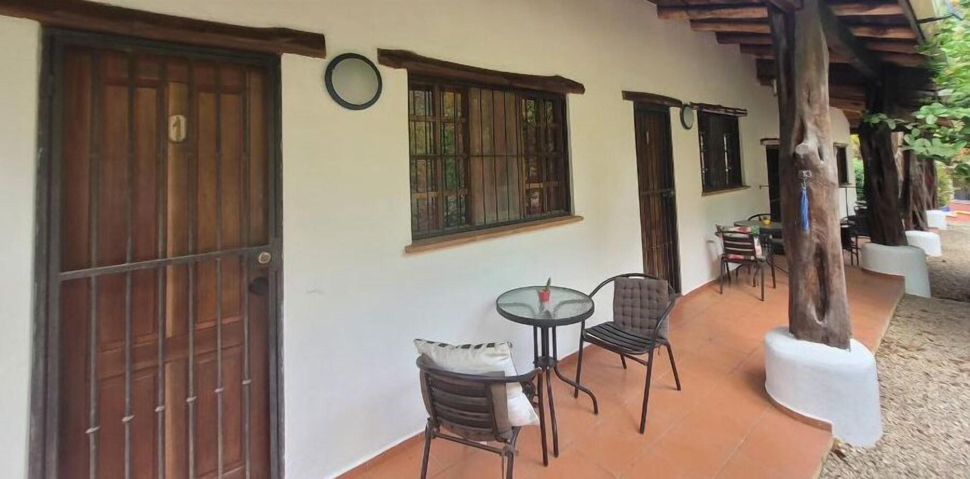 Vista Exterior Cabinas Corazon