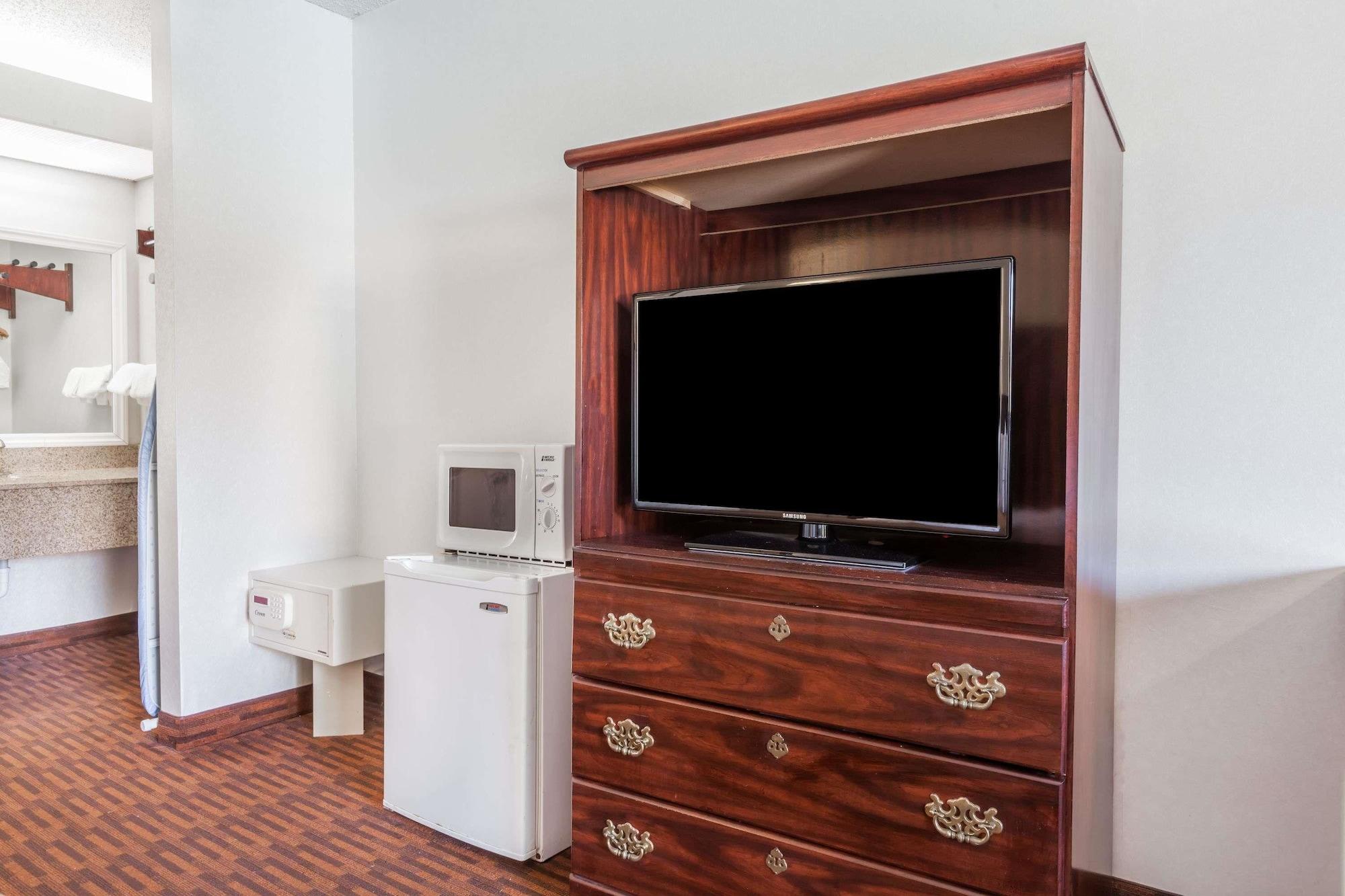 Habitación Howard Johnson by Wyndham Albany