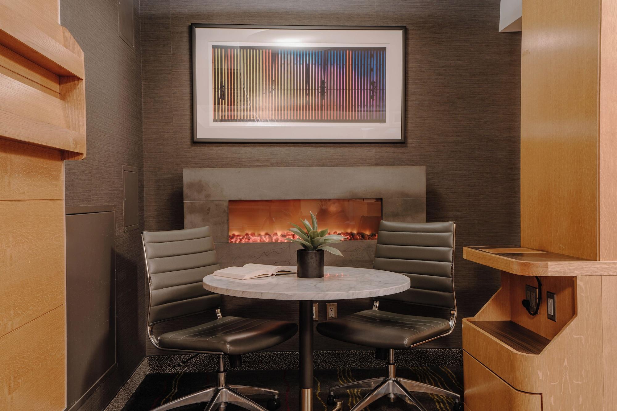 Vista Lobby The Jewel Hotel, New York