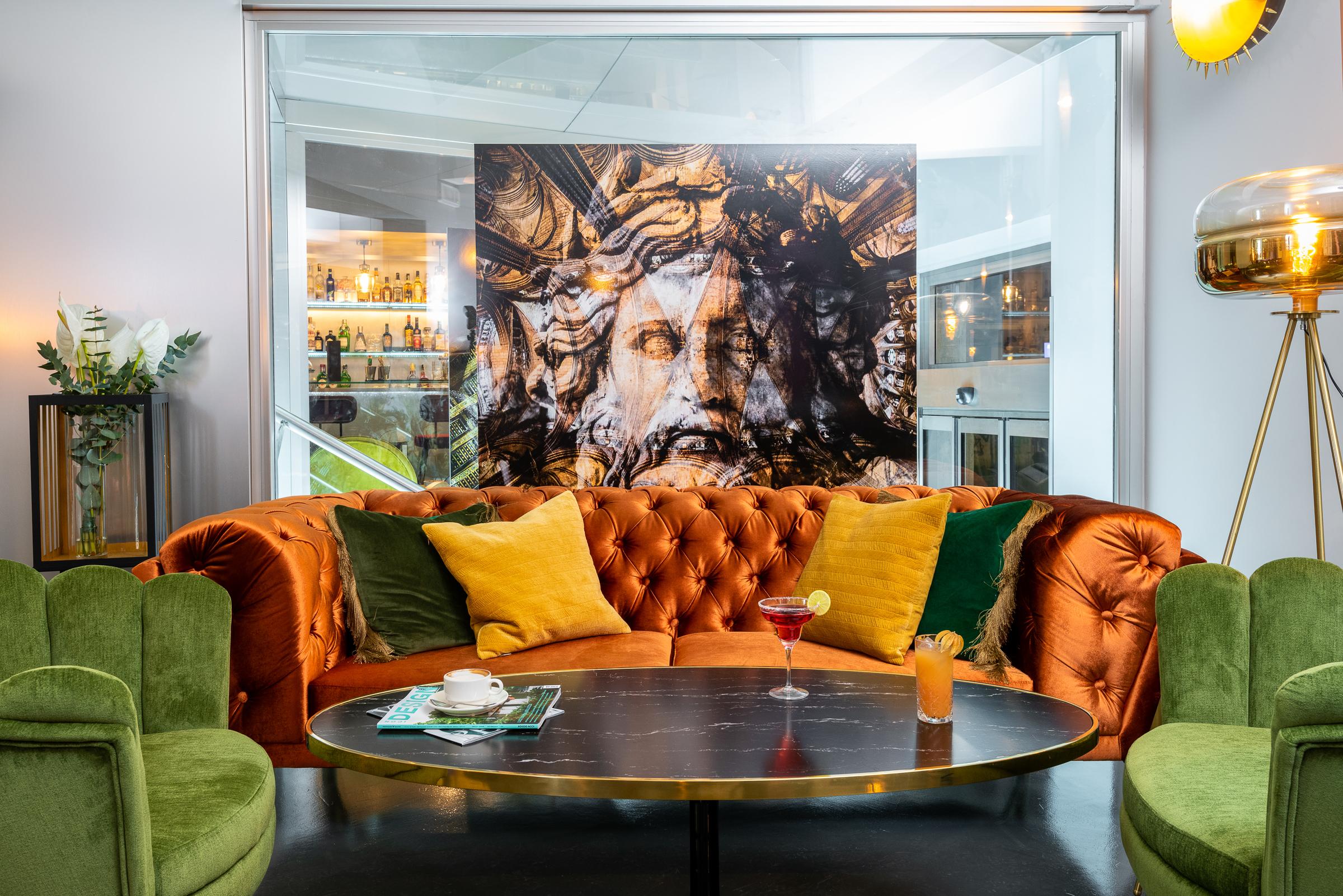 Vista Lobby Leonardo Boutique Hotel Rome Termini