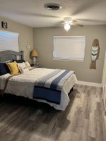 Alquiler Vacacional - Gorgeous Remodeled Lakefront Cottage