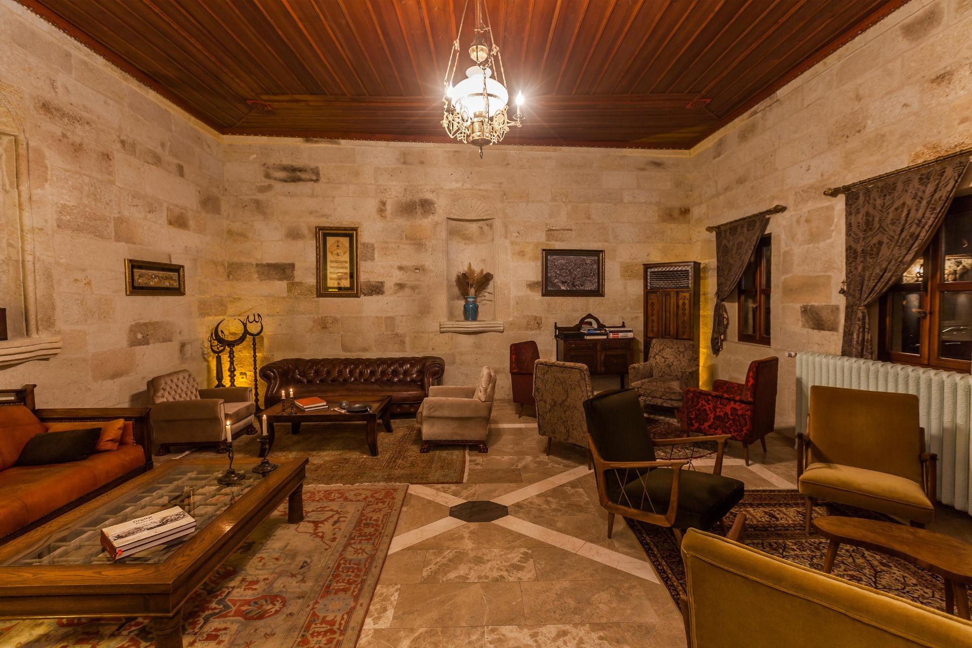 Vista Lobby Yunak Evleri