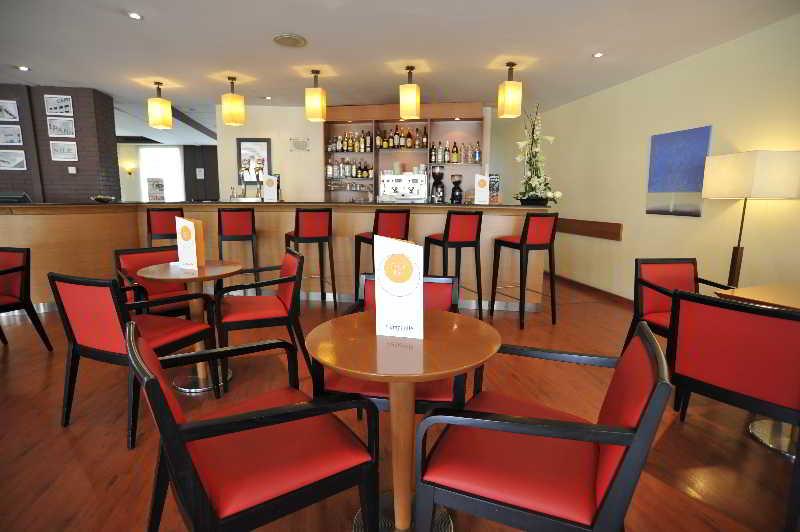 Bar/Salón Travelodge Alicante Puerto