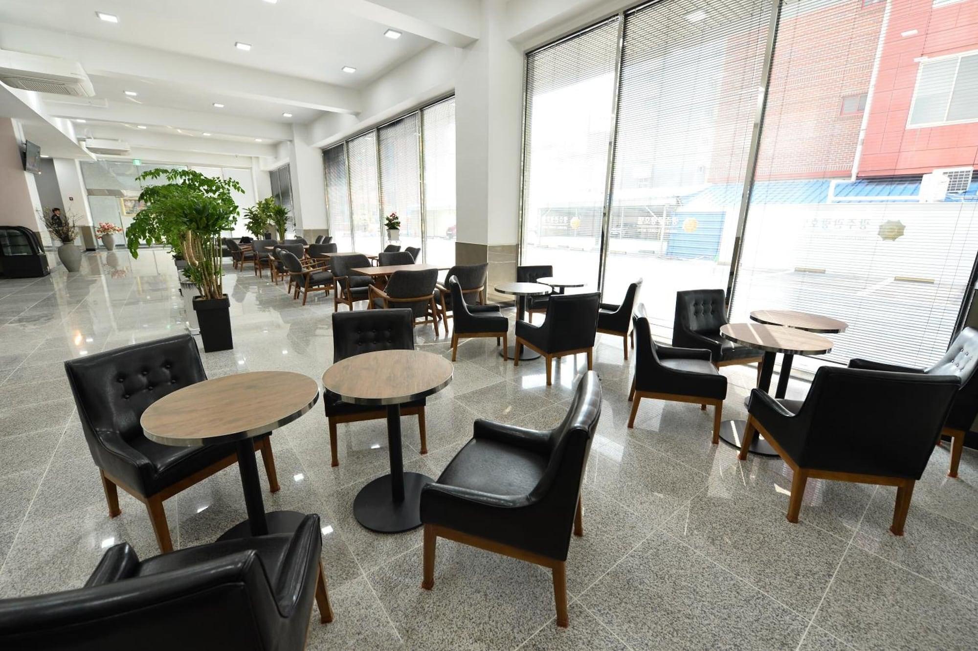 Vista Lobby Gwangju Tourist Hotel