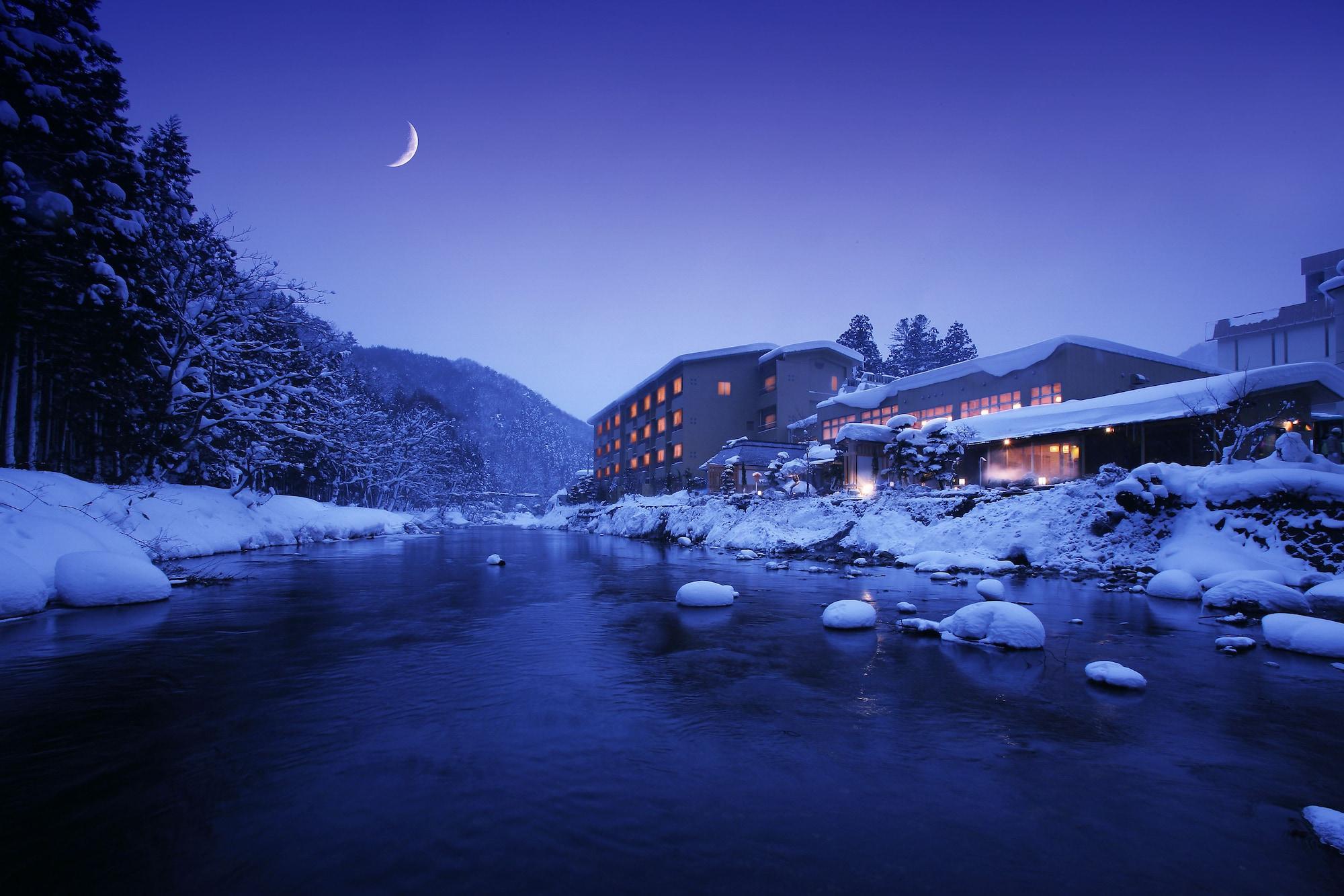 Vista Exterior Yusen Shidate