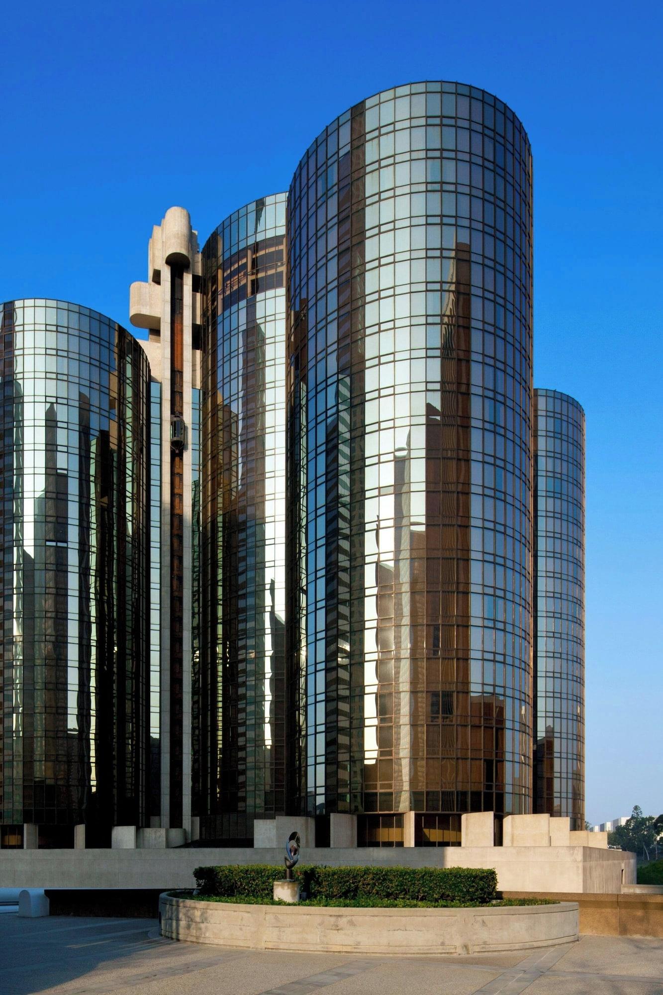 Vista Exterior The Westin Bonaventure Hotel and Suites, Los Angeles
