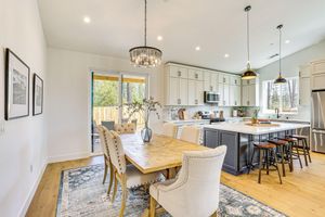 Alquiler Vacacional - Patio + Outdoor Dining: Modern Home in Paradise