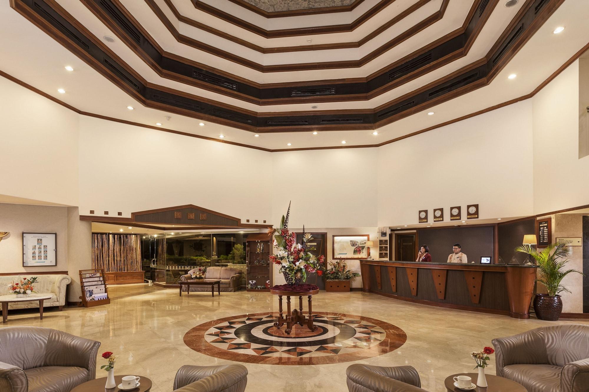 Vista Lobby Prime Plaza Hotel - Purwakarta