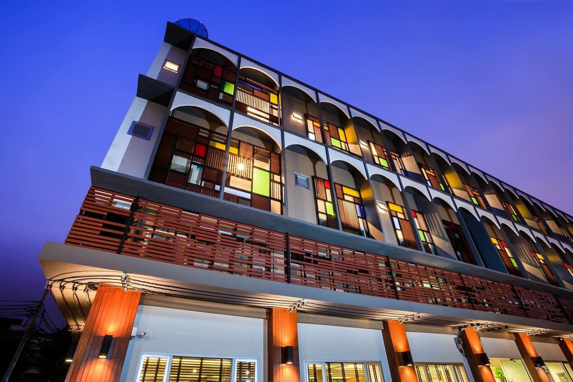 Vista Exterior Admire Thonburi
