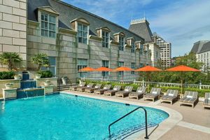 Alojamiento - Hotel Crescent Court