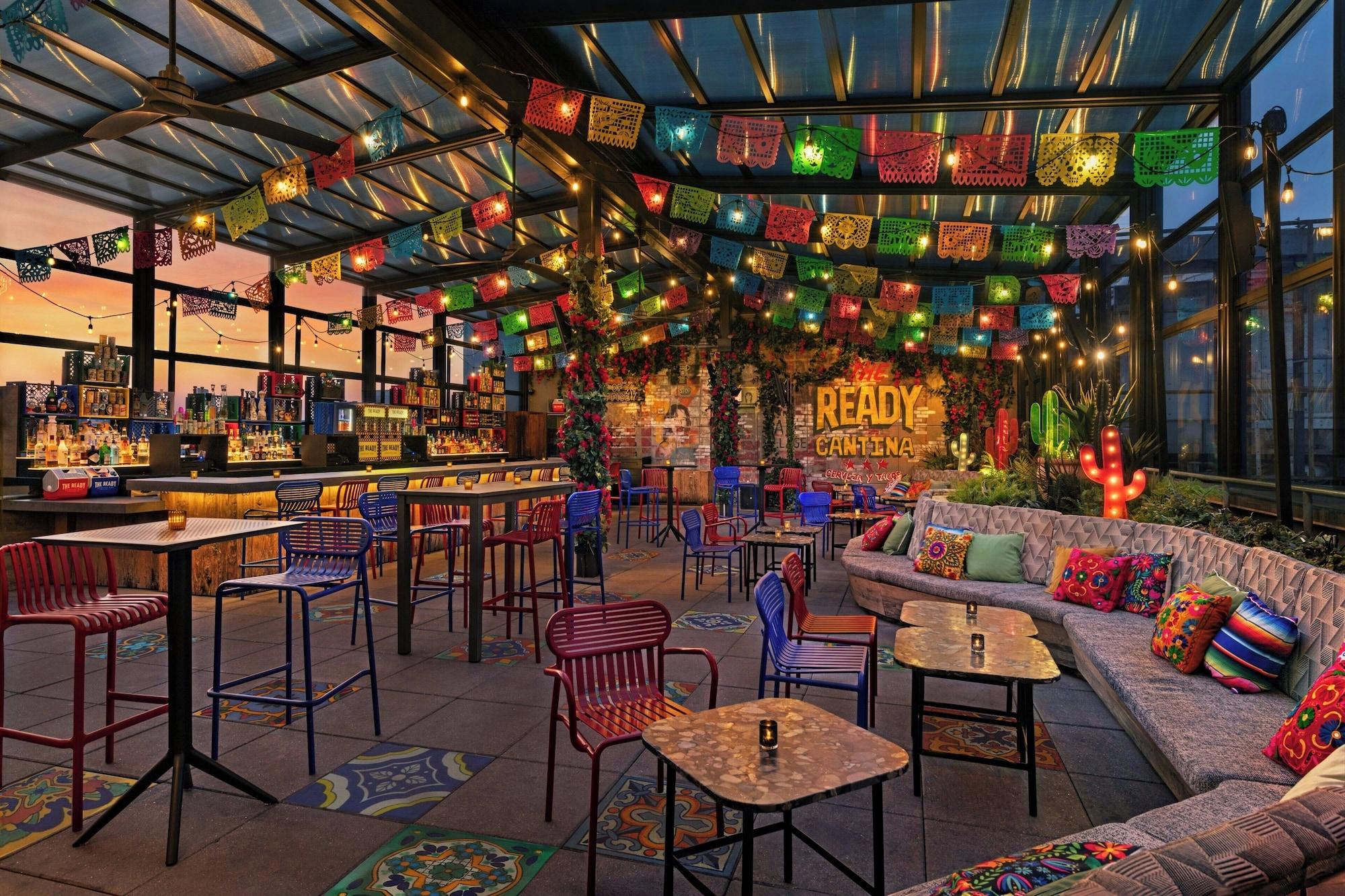 Restaurant Moxy NYC East Village