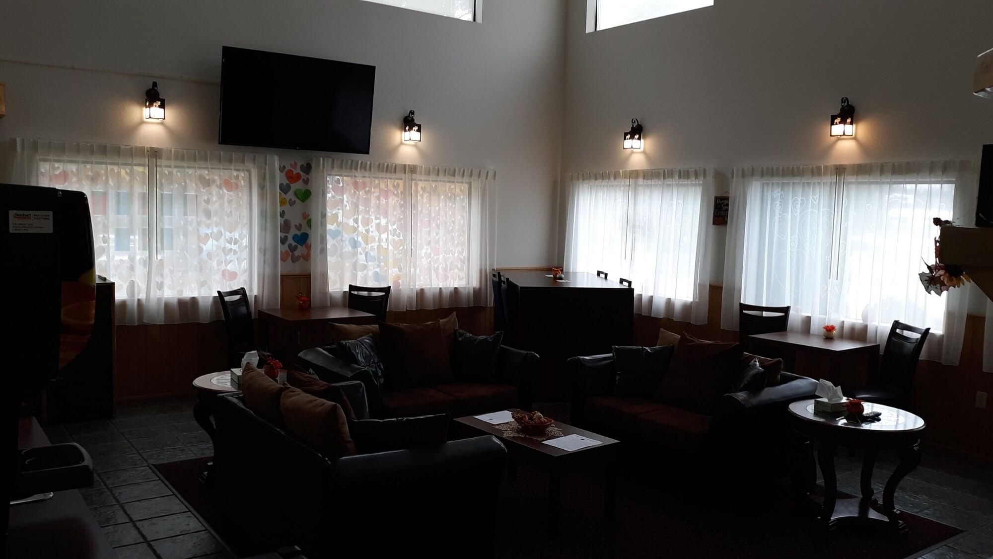 Vista Lobby Pleasant Moose Lodge