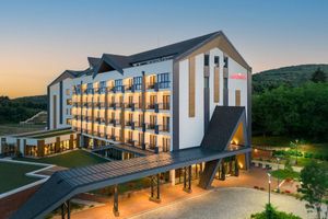 Alojamiento - Mövenpick Resort and Spa Fruske Terme