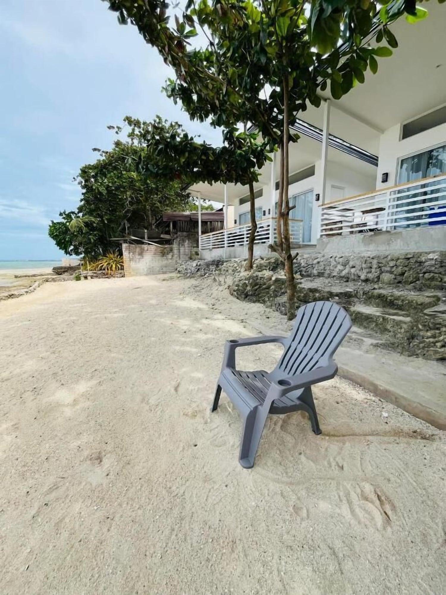 Vista Exterior Mandala Beach Cebu by Hiverooms