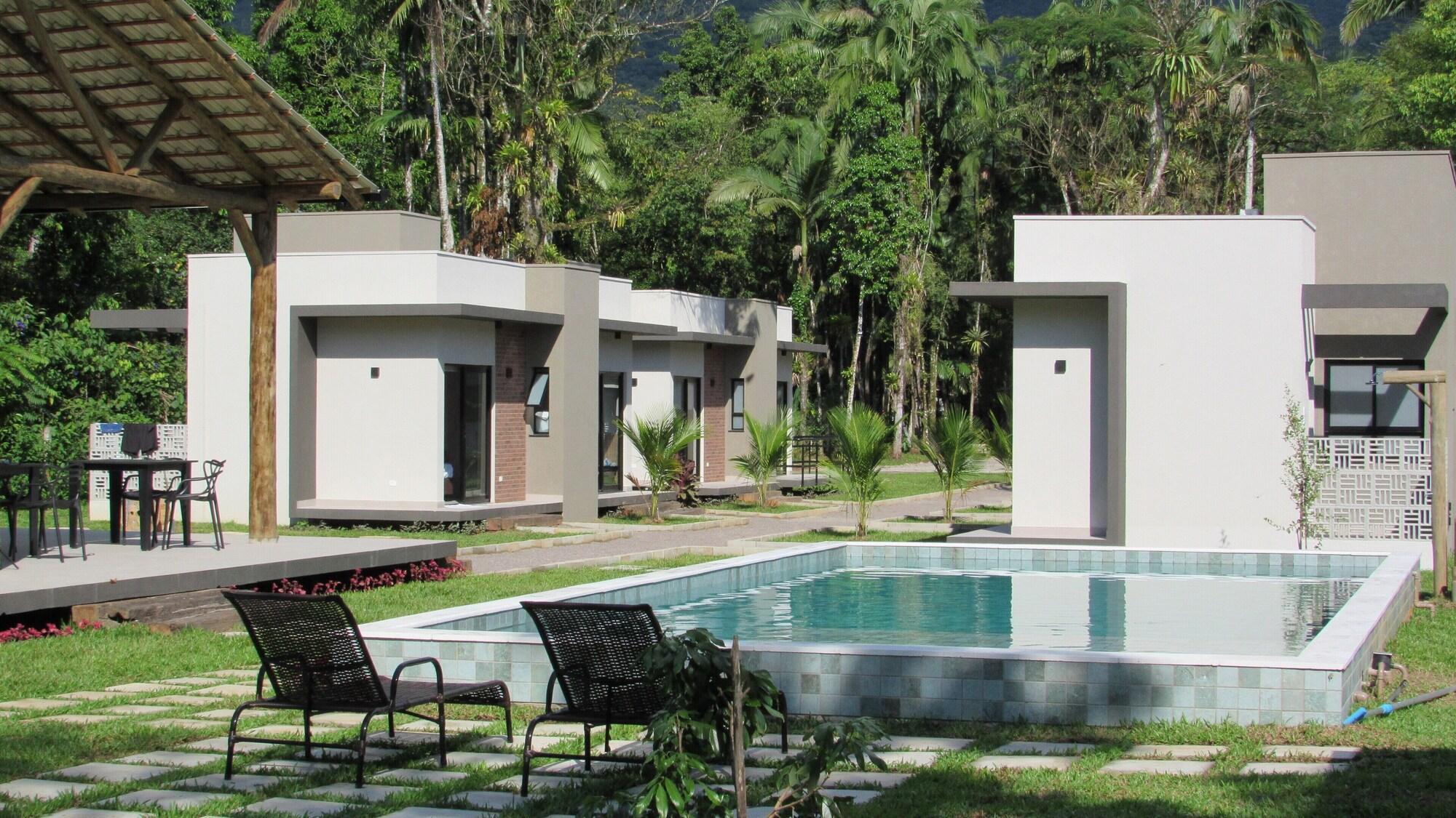 Vista Piscina Vila do Porto Morretes