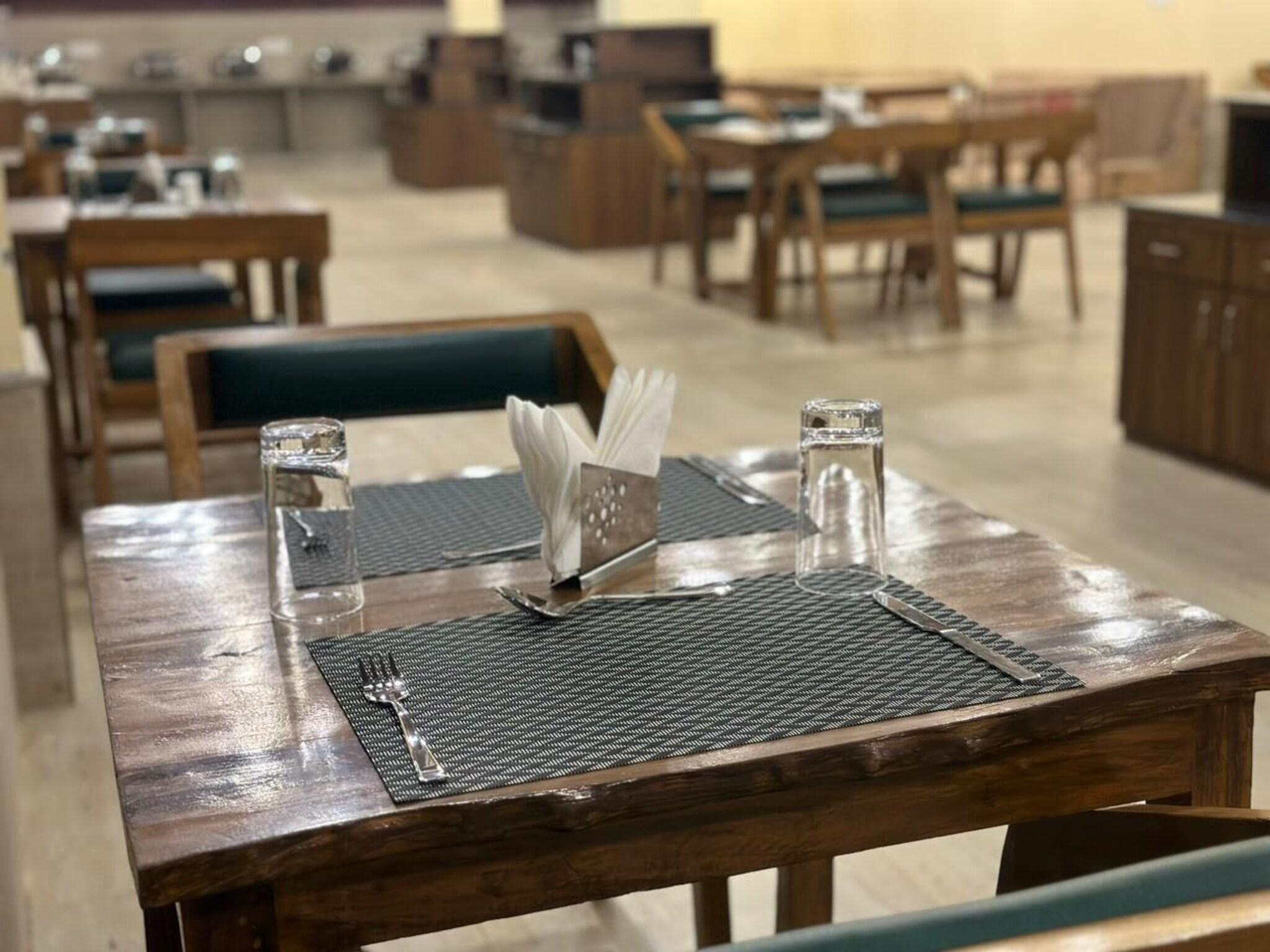 Restaurant Citrus Prime Kanha Resort And Villas