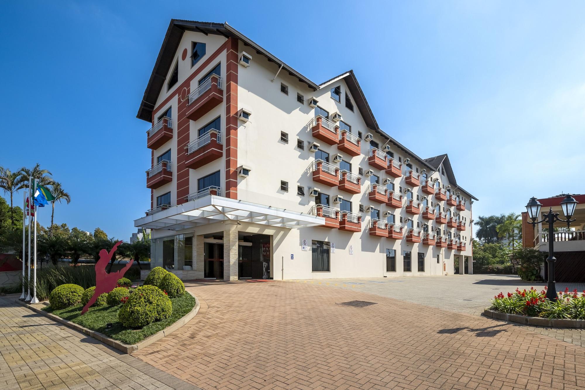 Varios Hotel Plaza Norte