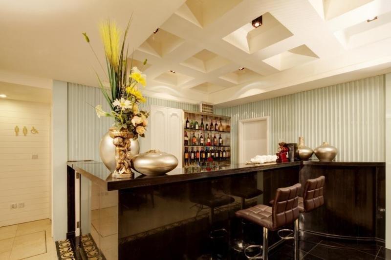 Bar/Salón Ole Tai Sam Un Hotel