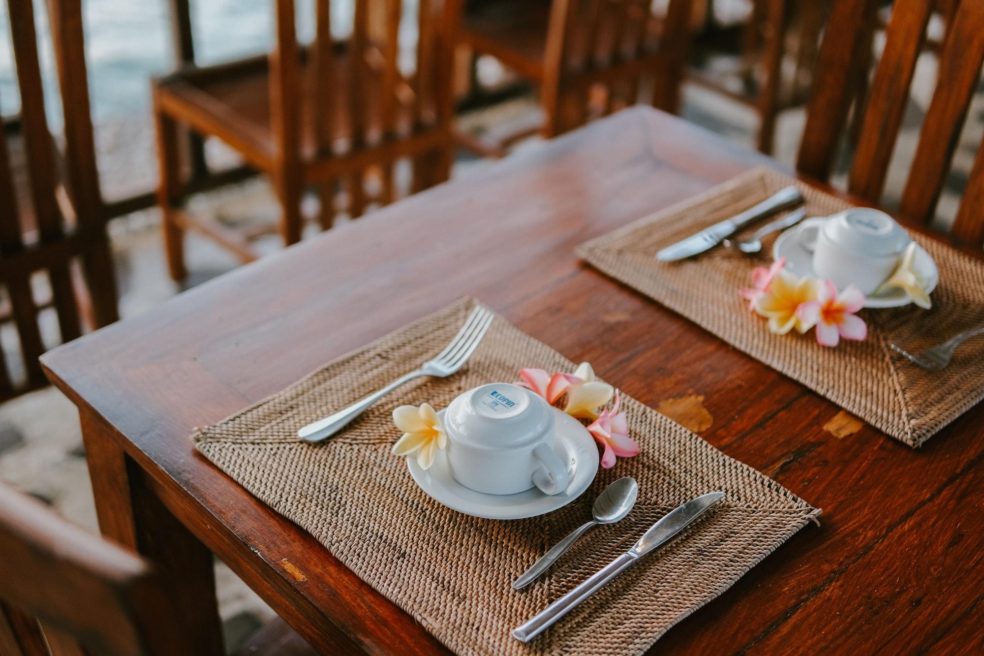 Restaurant Dini DNusa Lembongan