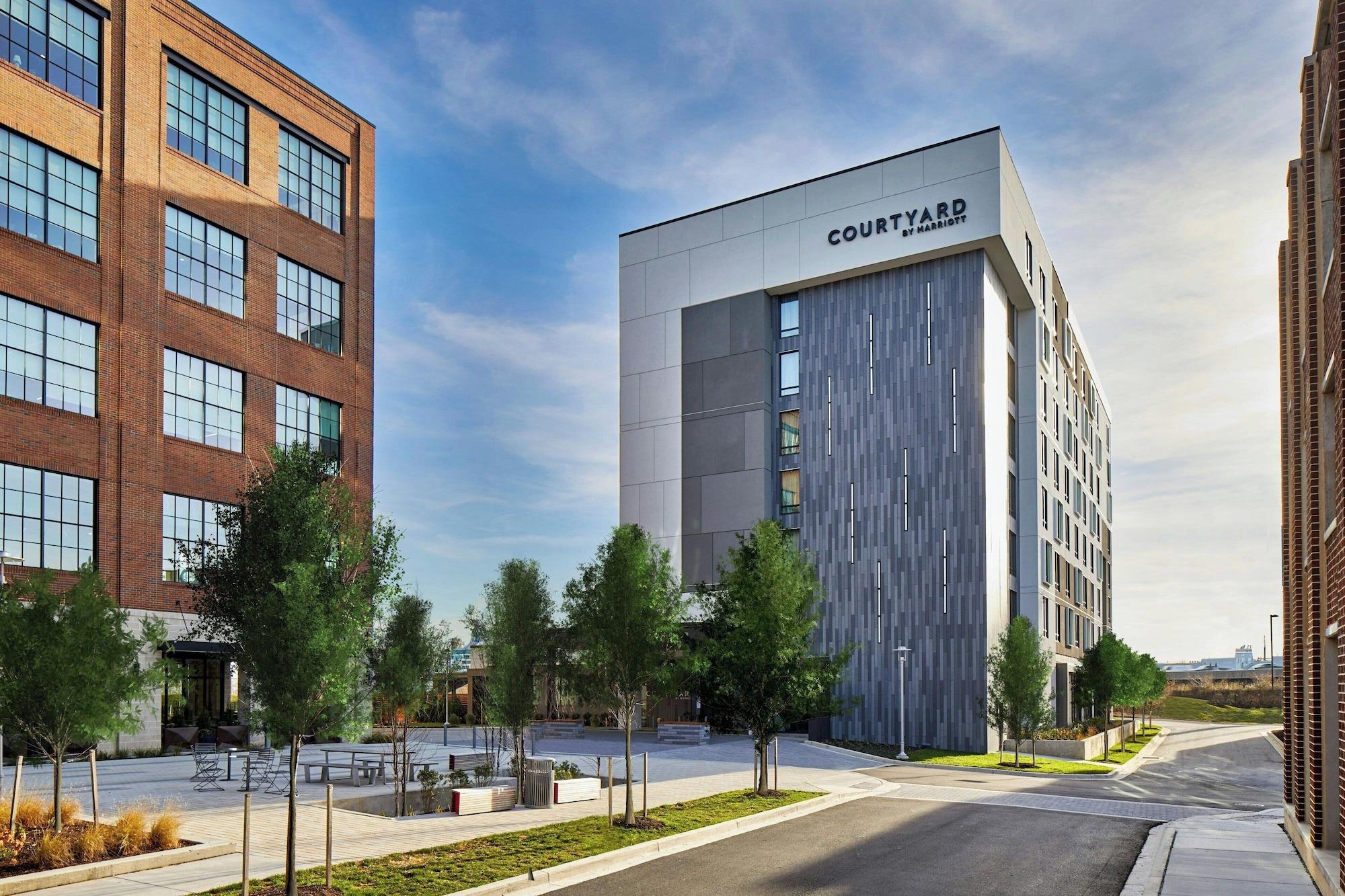 Vista Exterior Courtyard by Marriott Baltimore Downtown/McHenry Row