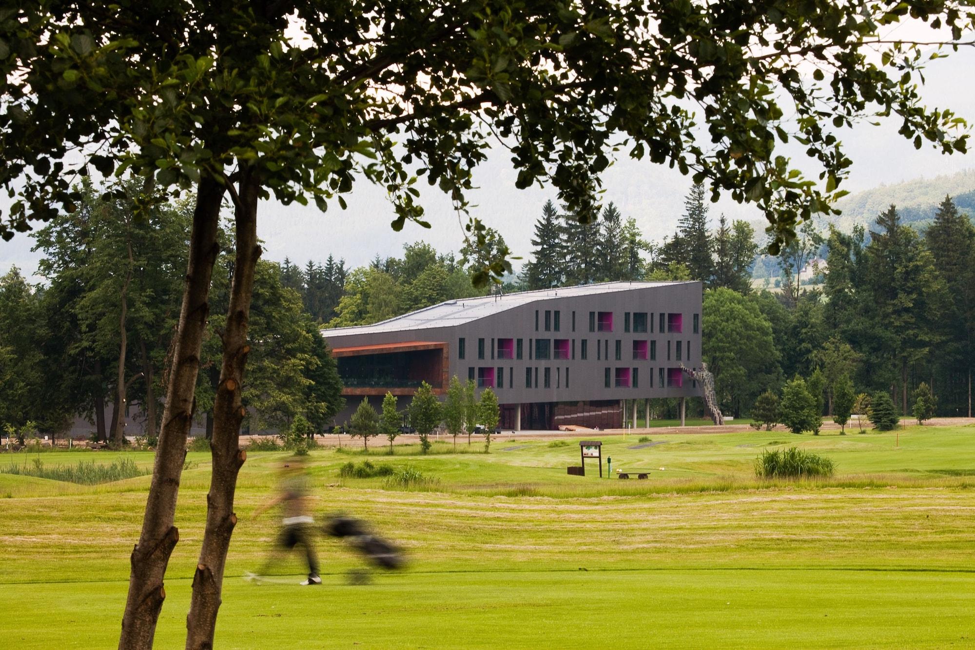 Campo de Golf Miura Hotel