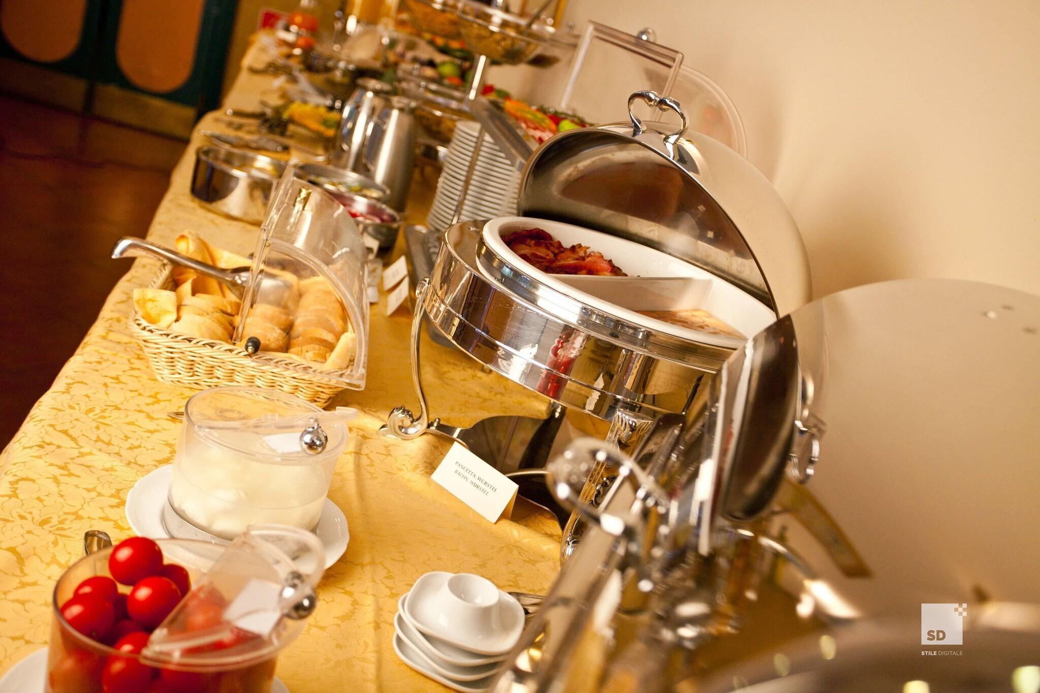 Restaurant Aldrovandi Residence City Suites