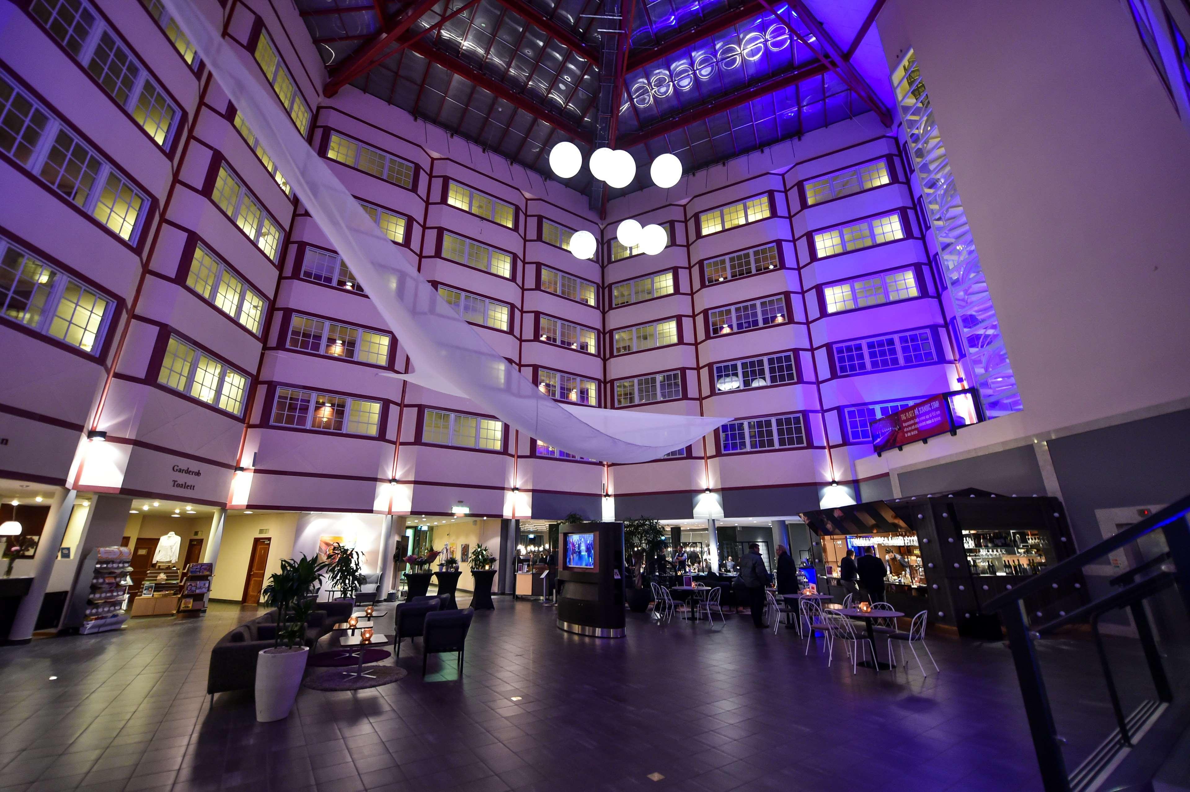 Vista Lobby Scandic Star