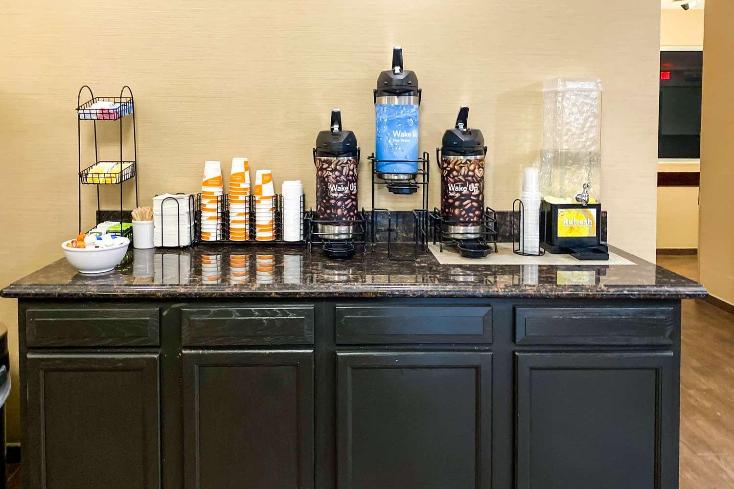 Vista Lobby Comfort Inn Hobart-Merrillville I-65