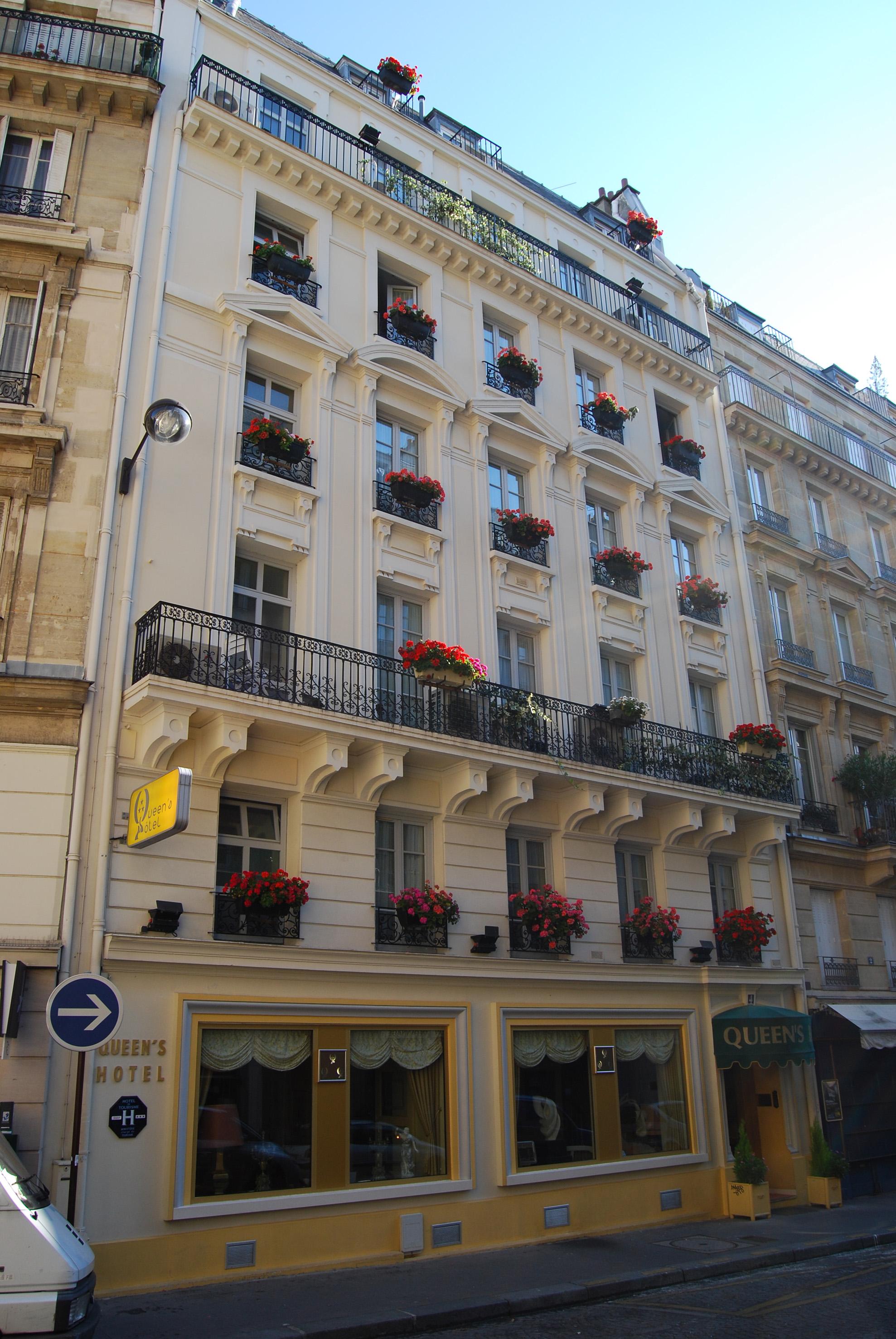 Vista Exterior Queens Boutique Hotel