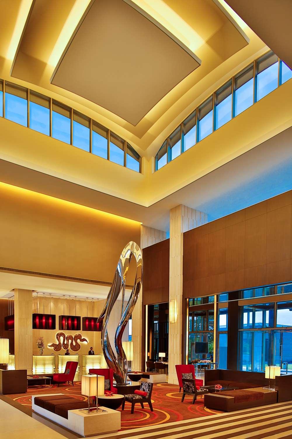 Vista Lobby Radisson Blu Hotel Guwahati
