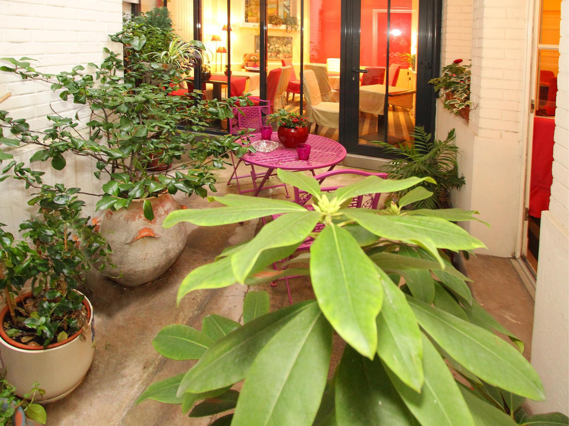 Varios Hotel Virgina