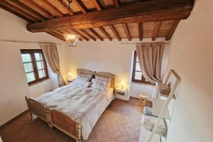 Alquiler Vacacional - Tower of Time. Period residence in a tower from the 1400s. Nature, quiet and art