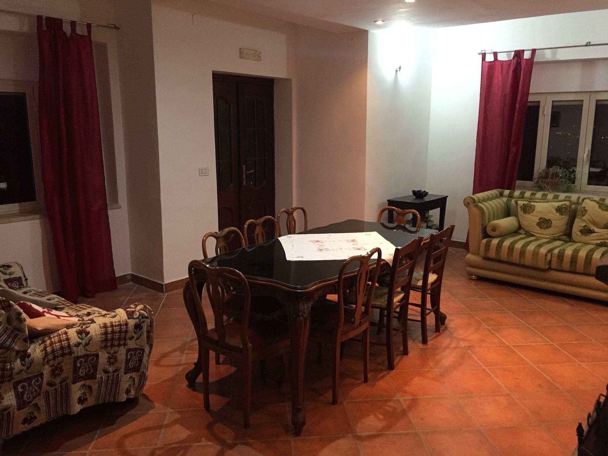 Vista Lobby Casale Rendine