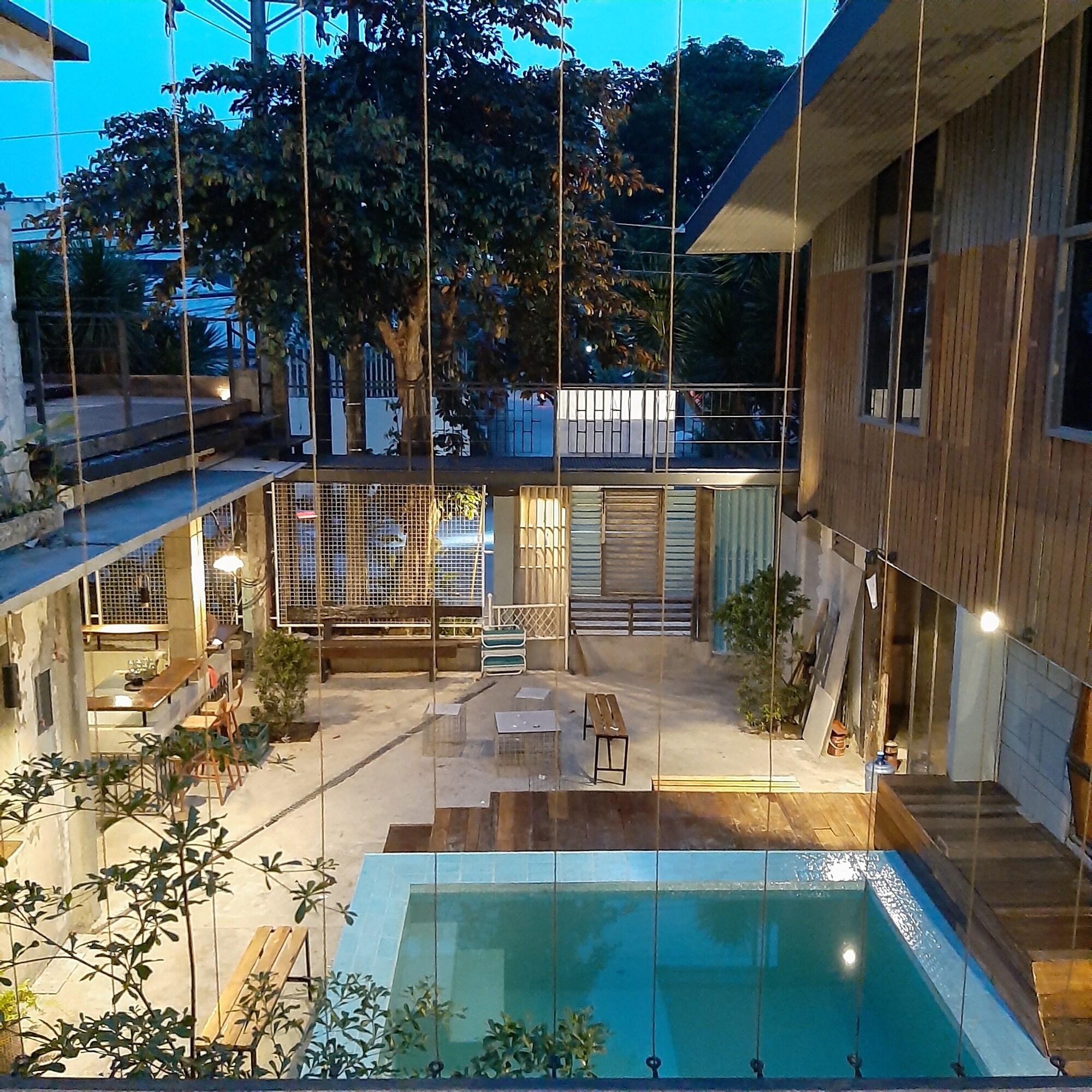 Varios The Flying Fish Hostel Cebu