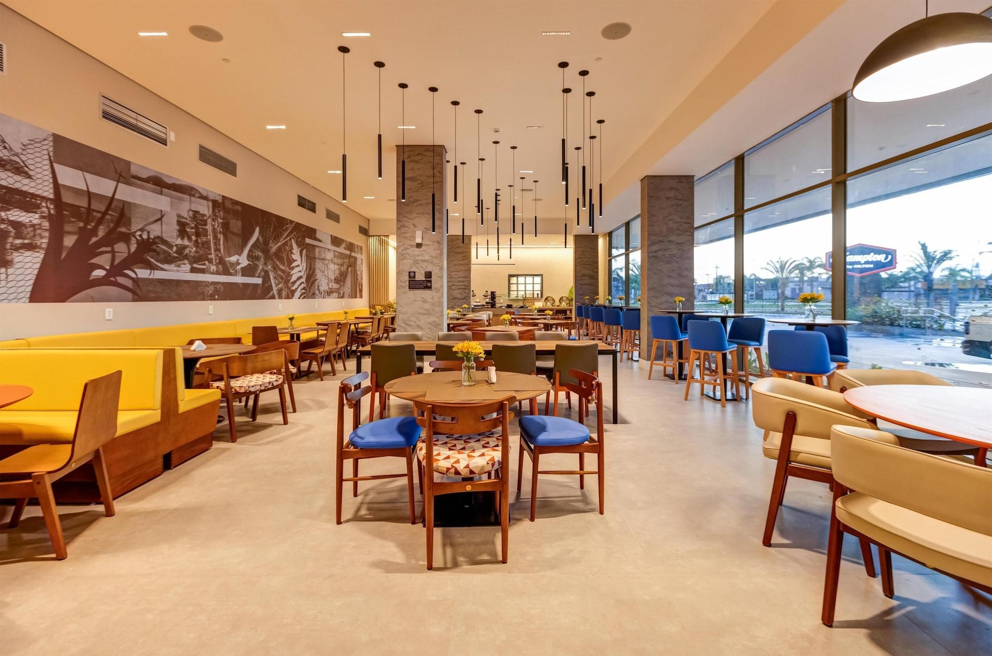 Restaurant Hampton By Hilton Caraguatatuba Serramar