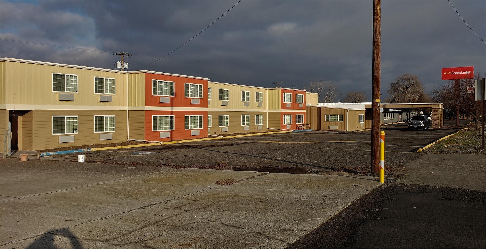 Vista Exterior Econo Lodge Umatilla Columbia River Area