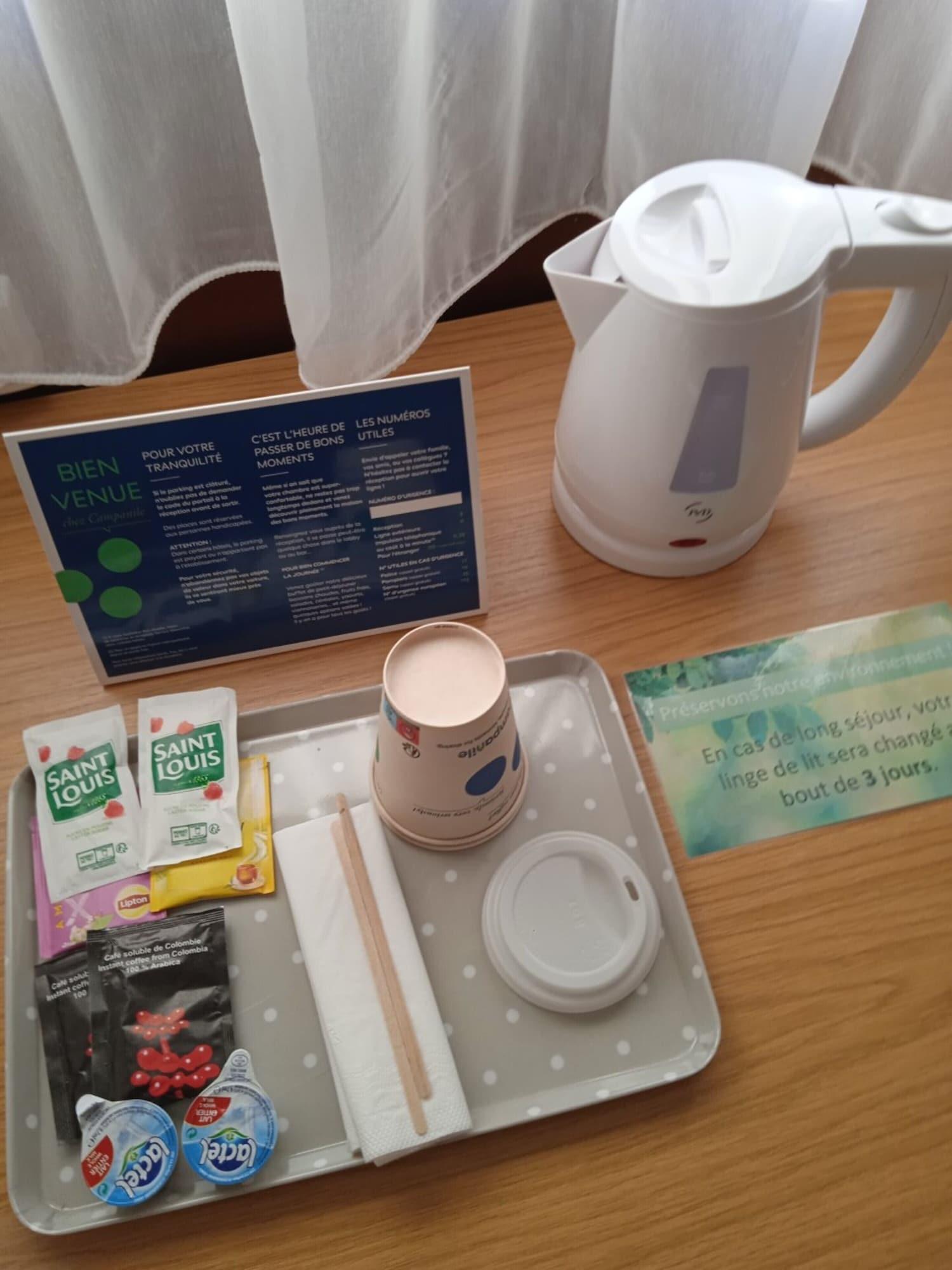 Set de Habitación Hotel Campanile Aurillac