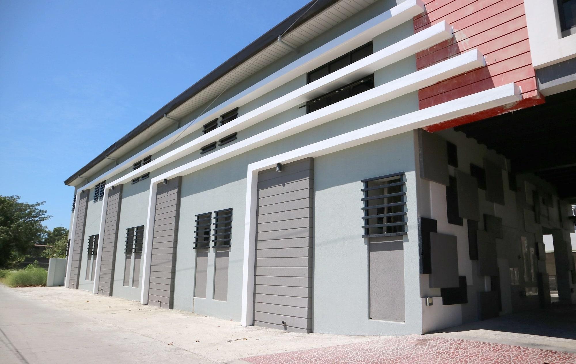 Vista Exterior West Gate Hotel