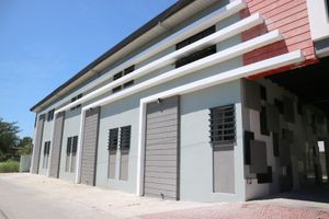 Alojamiento - West Gate Hotel