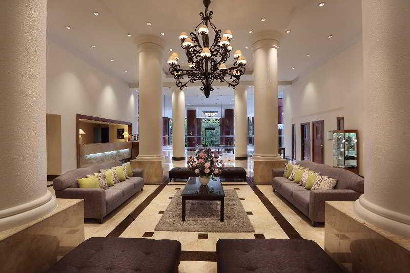 Vista Lobby Aryaduta Lippo Village
