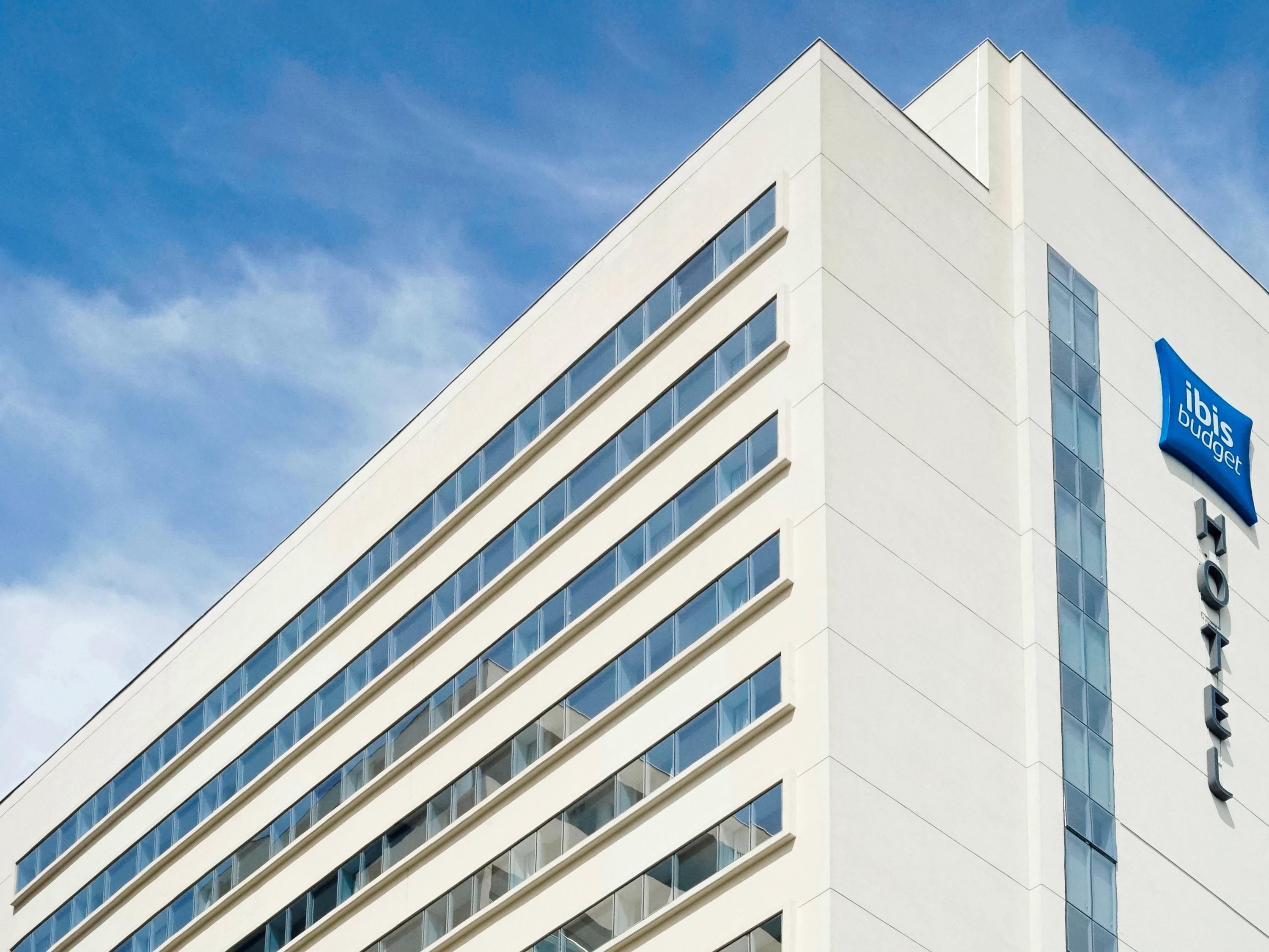 Vista Exterior ibis budget Osasco