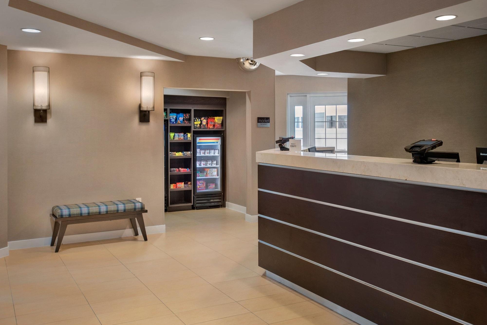 Vista Lobby Residence Inn By Marriott Hartford Manchester
