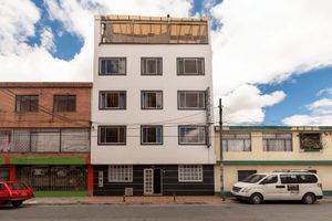 Alojamiento - Hotel Dorado 100