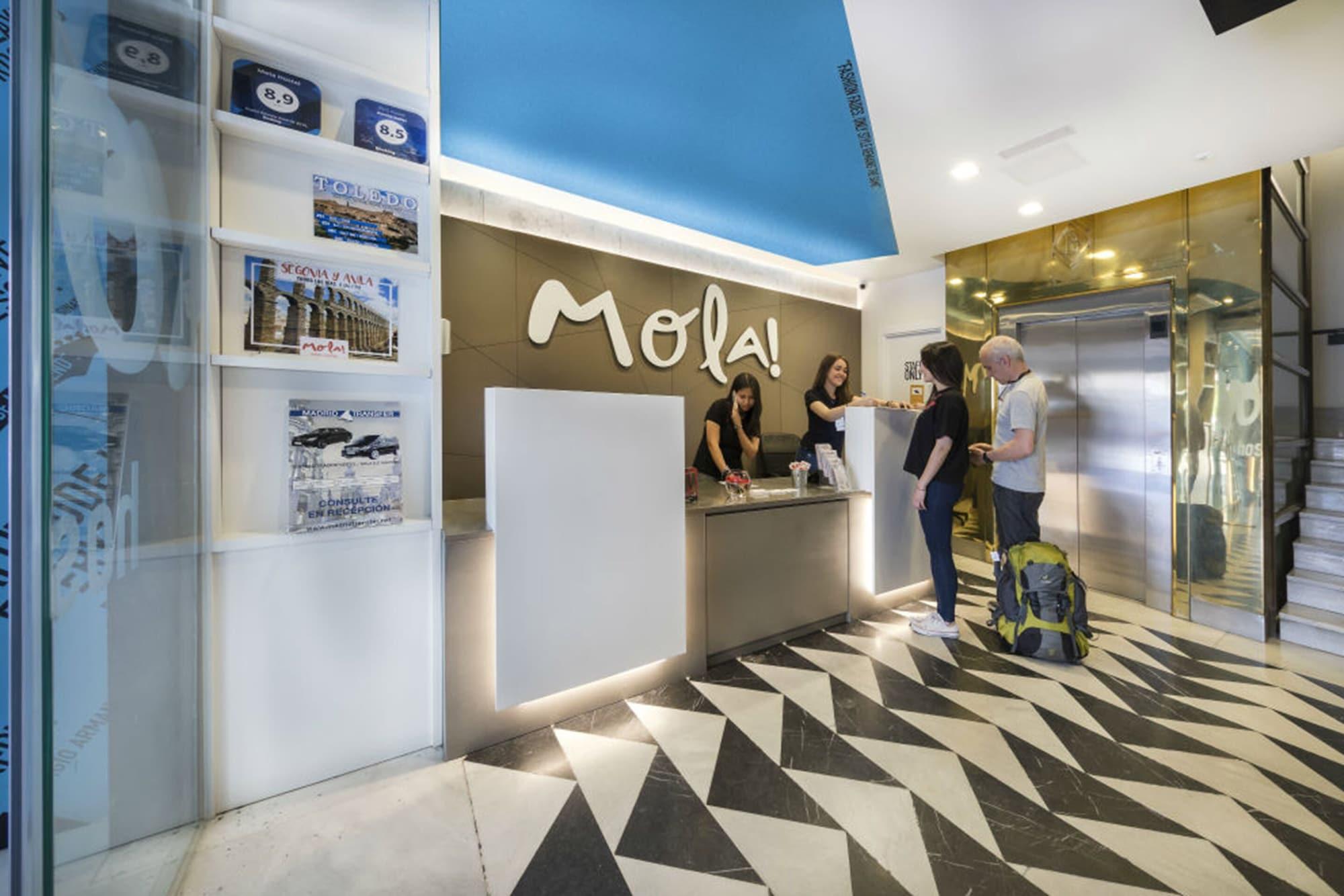 Vista Lobby Mola Hostel