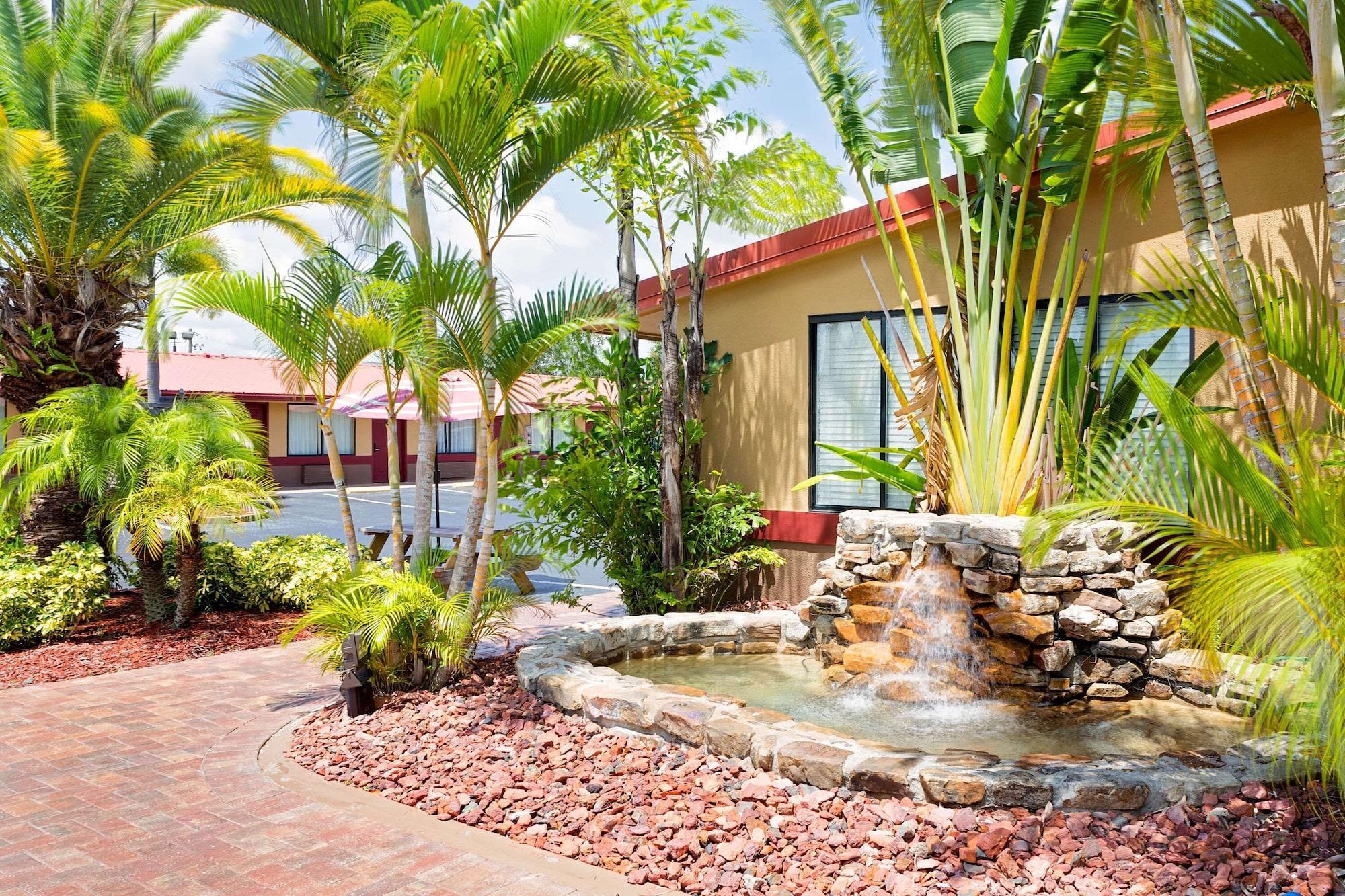 Comodidades del Alojamiento Knights Inn Port Charlotte