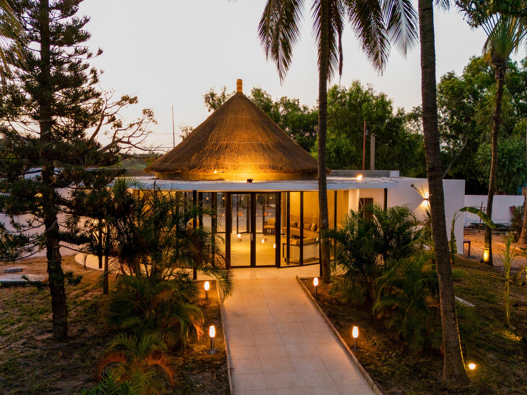 Vista Lobby Kombo Beach Resort