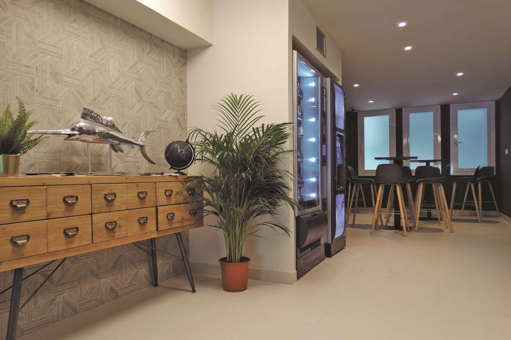 Vista Lobby Bilbao City Center by abba Suites