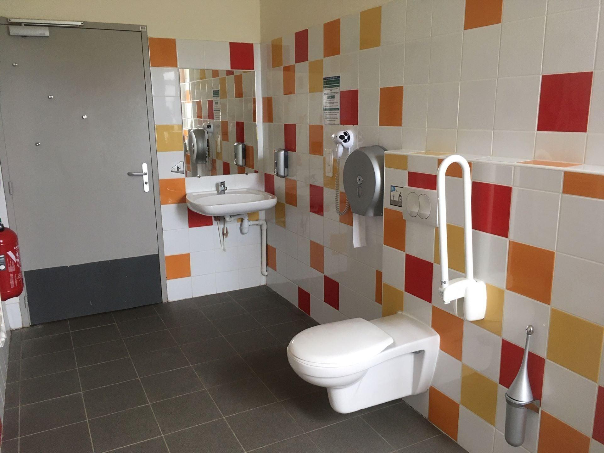 Equipamiento de Habitación Auberge de Jeunesse HI Marseille Bois-Luzy